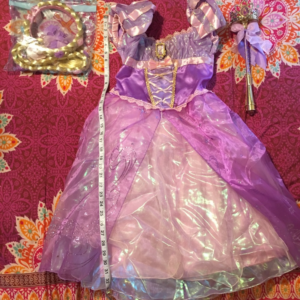 “Tangled Outfit, hair & Wand